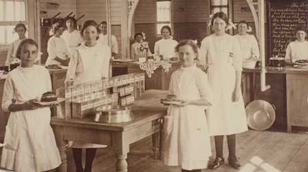 Girls in cookery class, Melbourne Orphanage, Brighton, Vic.